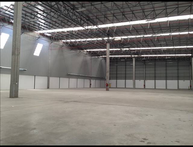 4,167M² FACTORY TO LET IN AIRPORT INDUSTRIA